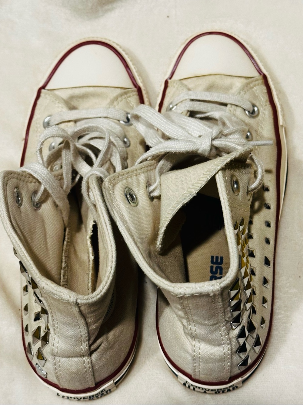 Converse Chuck Taylor All Star Hi Studded Canvas Sneakers Womens Size 7 White - Picture 9 of 9